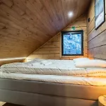 Sven Chalet *